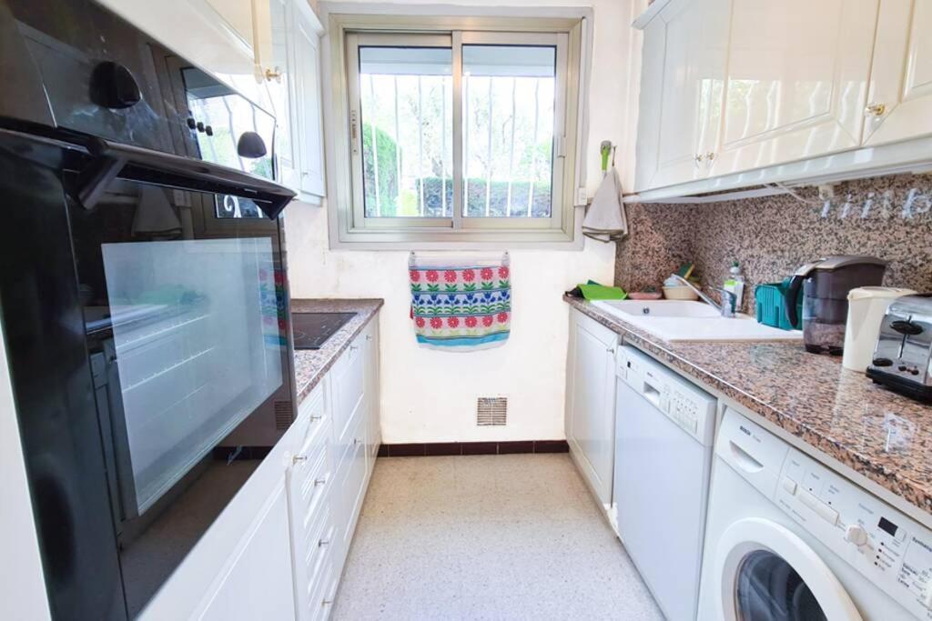 Casalionelantibes 70 Sqm Apartment With Garden And Parking ภายนอก รูปภาพ