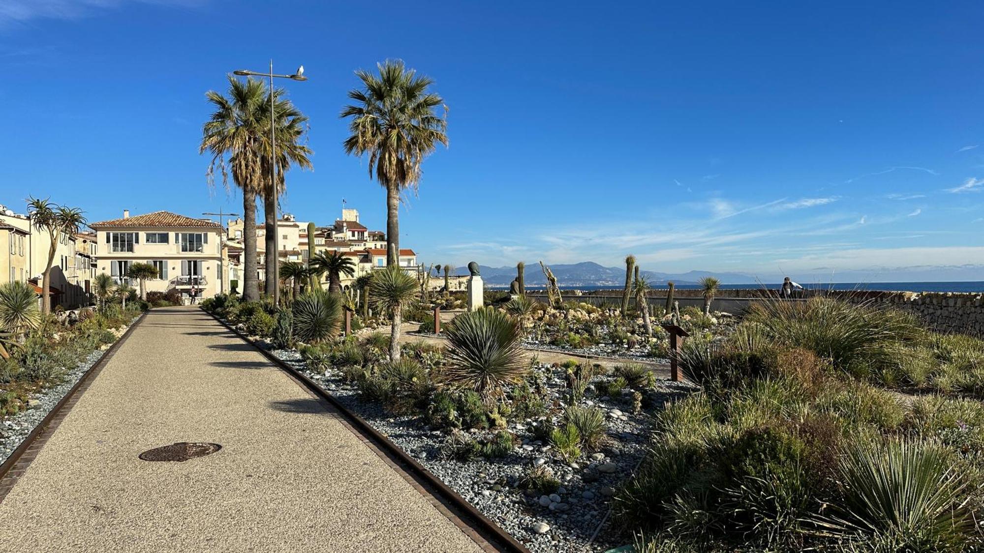 Casalionelantibes 70 Sqm Apartment With Garden And Parking ภายนอก รูปภาพ