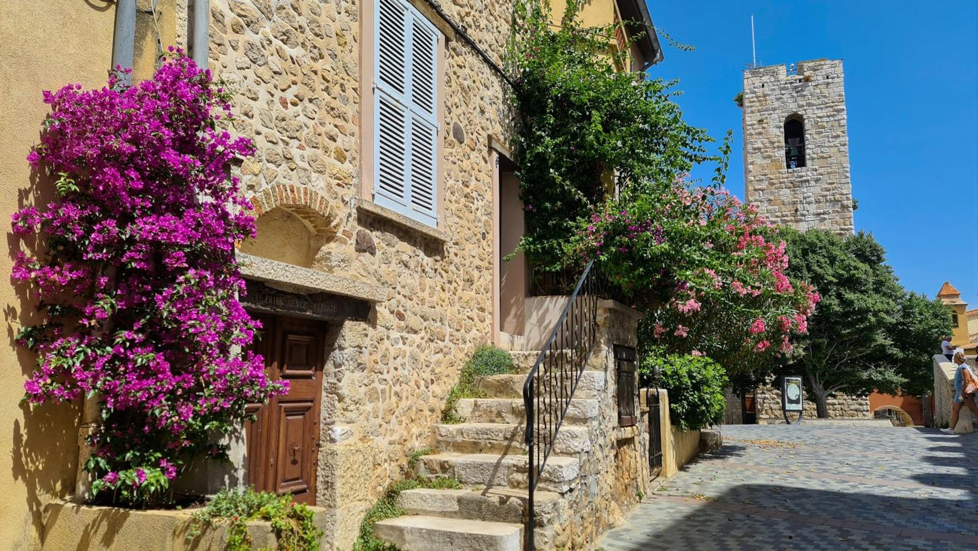 Casalionelantibes 70 Sqm Apartment With Garden And Parking ภายนอก รูปภาพ